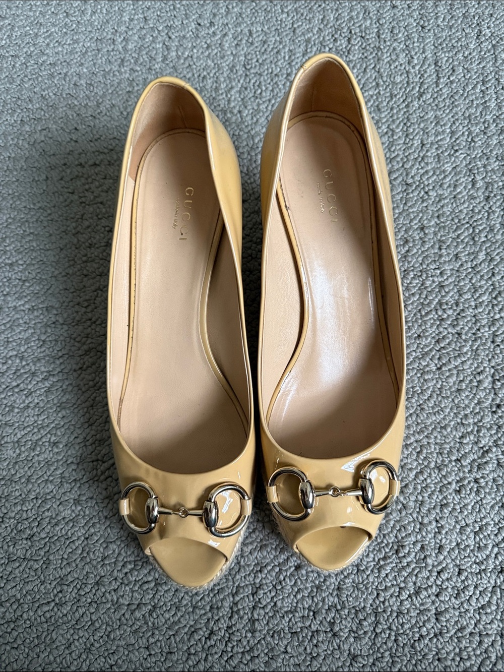 Gucci Tan Patent Leather Horsebit Peep-Toe Pumps